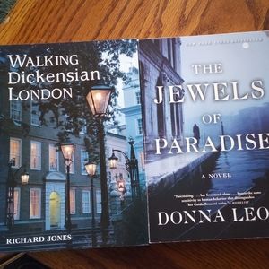 BEV'S BOOKS 📚 sale